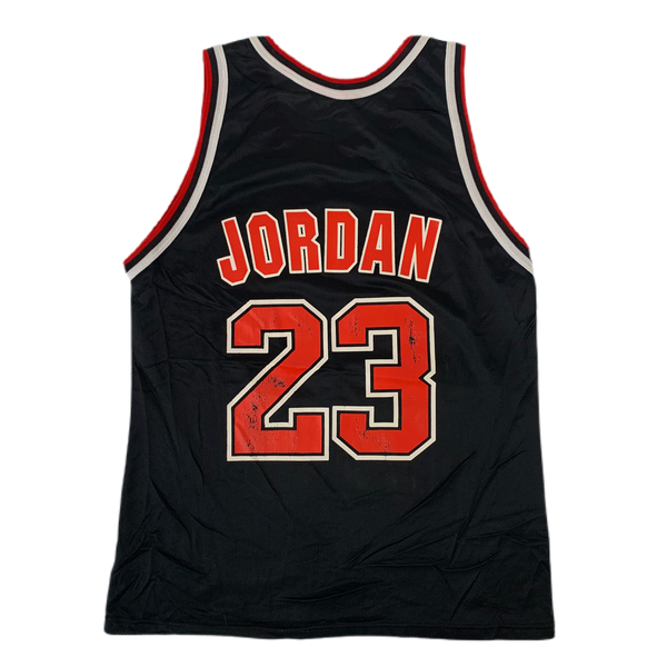 Chicago Bulls Black Michael Jordan 23 used Large Men's Champion 48 Jersey