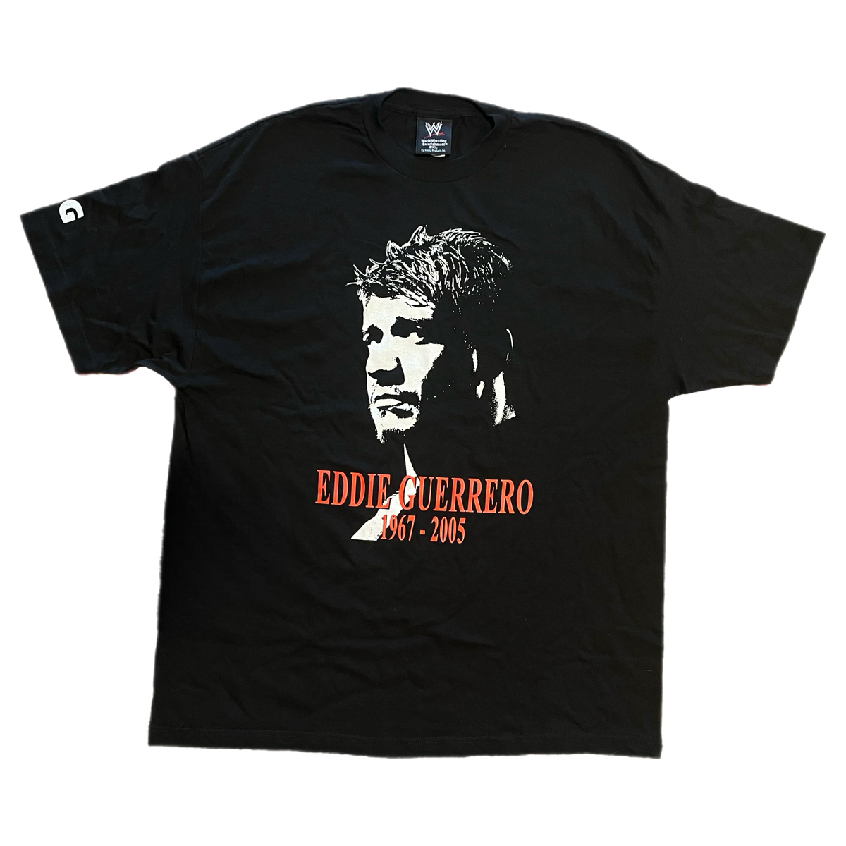 Vintage Eddie Guerrero "WWE" Memorial XXL T-Shirt.