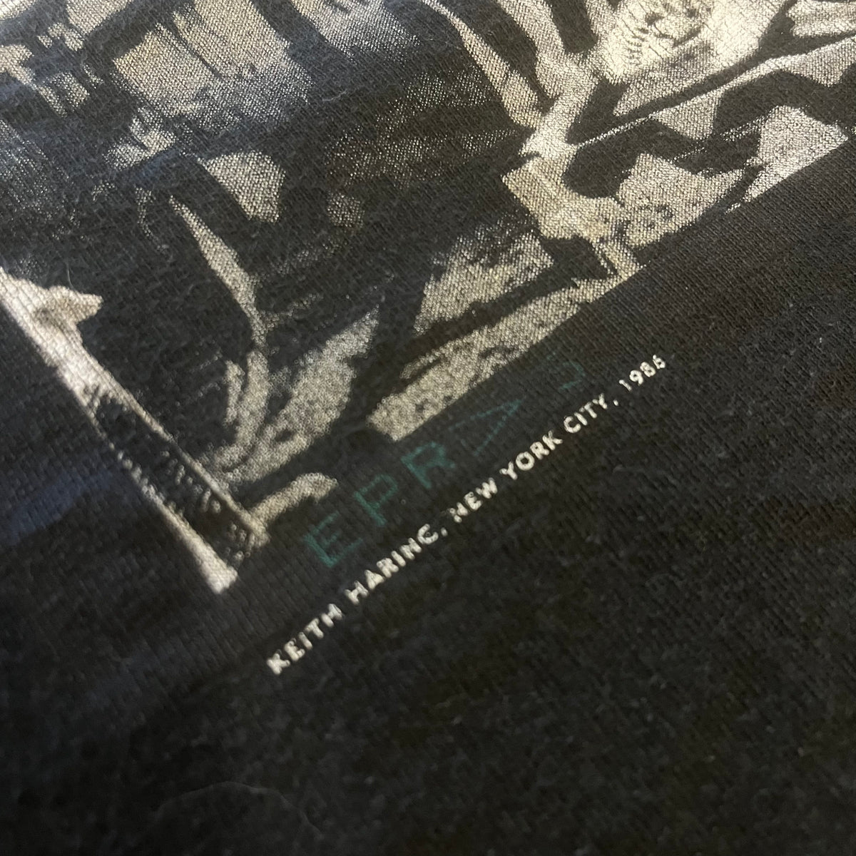 Vintage Annie Leibovitz "Photographs 1970-1990" Keith Haring T-Shirt