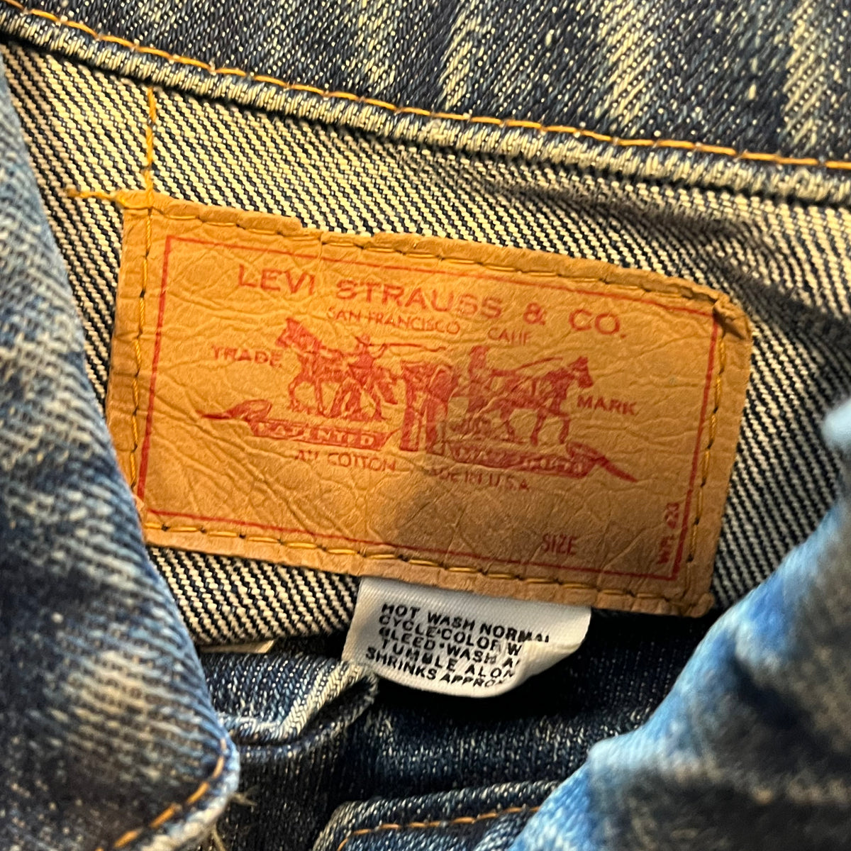 Vintage Levi's '60s "Big E" 70505-0217 Denim Trucker Jacket Made in USA