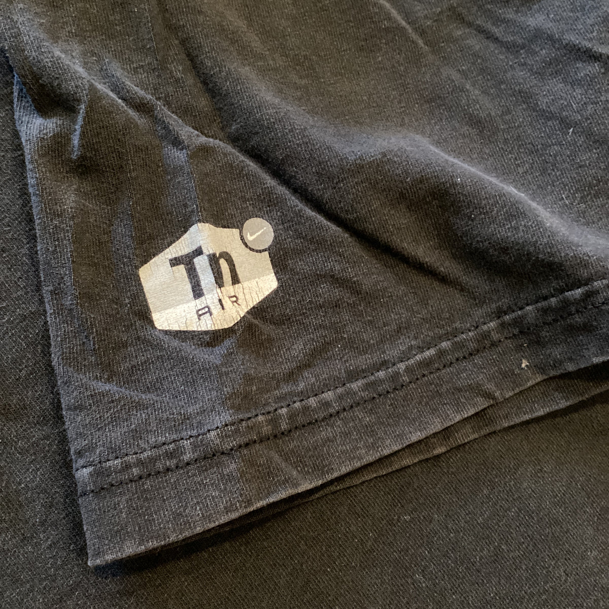 Vintage Nike Y2K "Tuned Air" T-Shirt