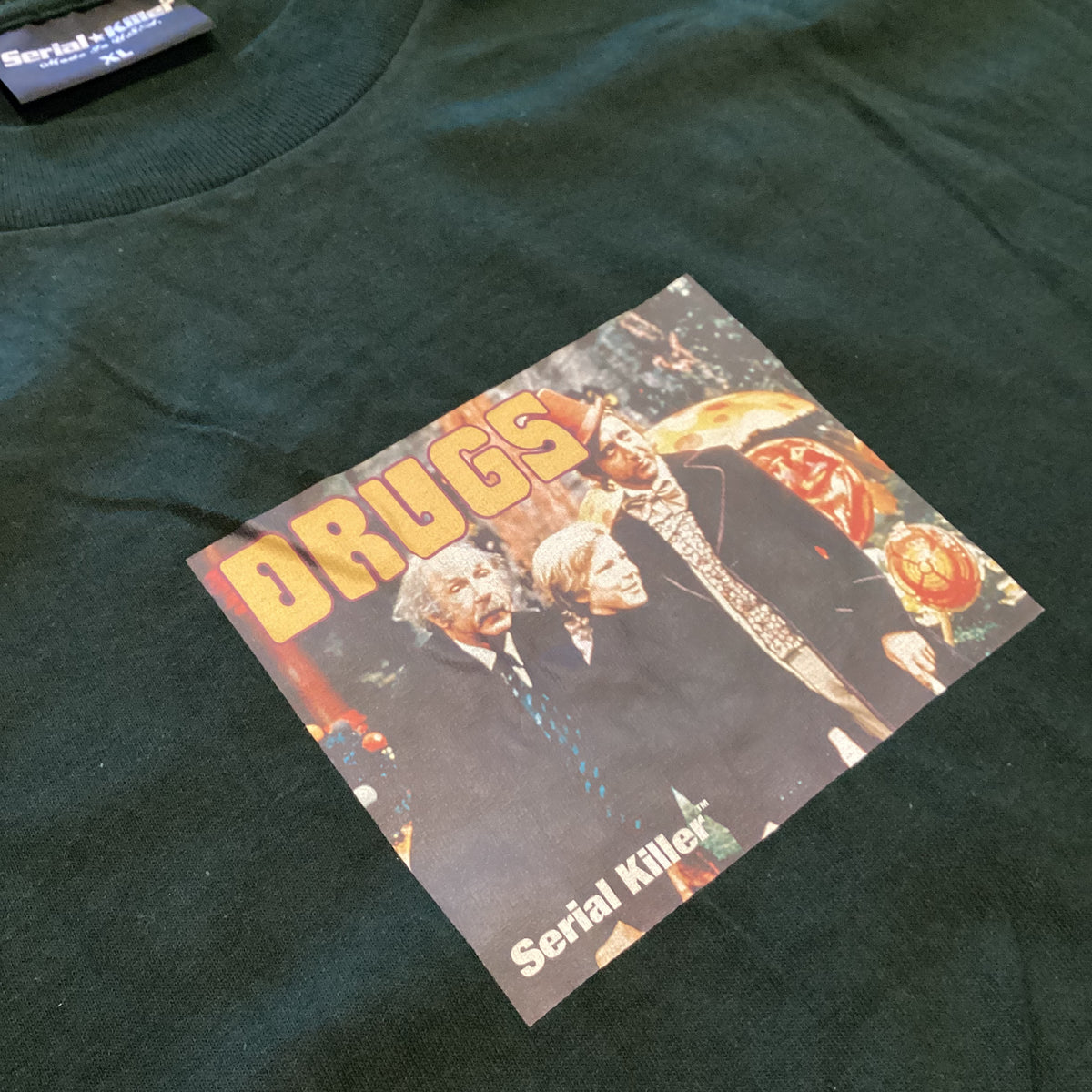 Vintage SERIAL KILLER "Drugs" Willy Wonka T-Shirt