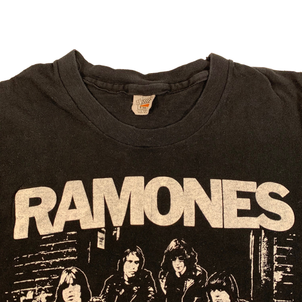 Vintage Ramones &quot;Group Photo&quot; T-Shirt - jointcustodydc