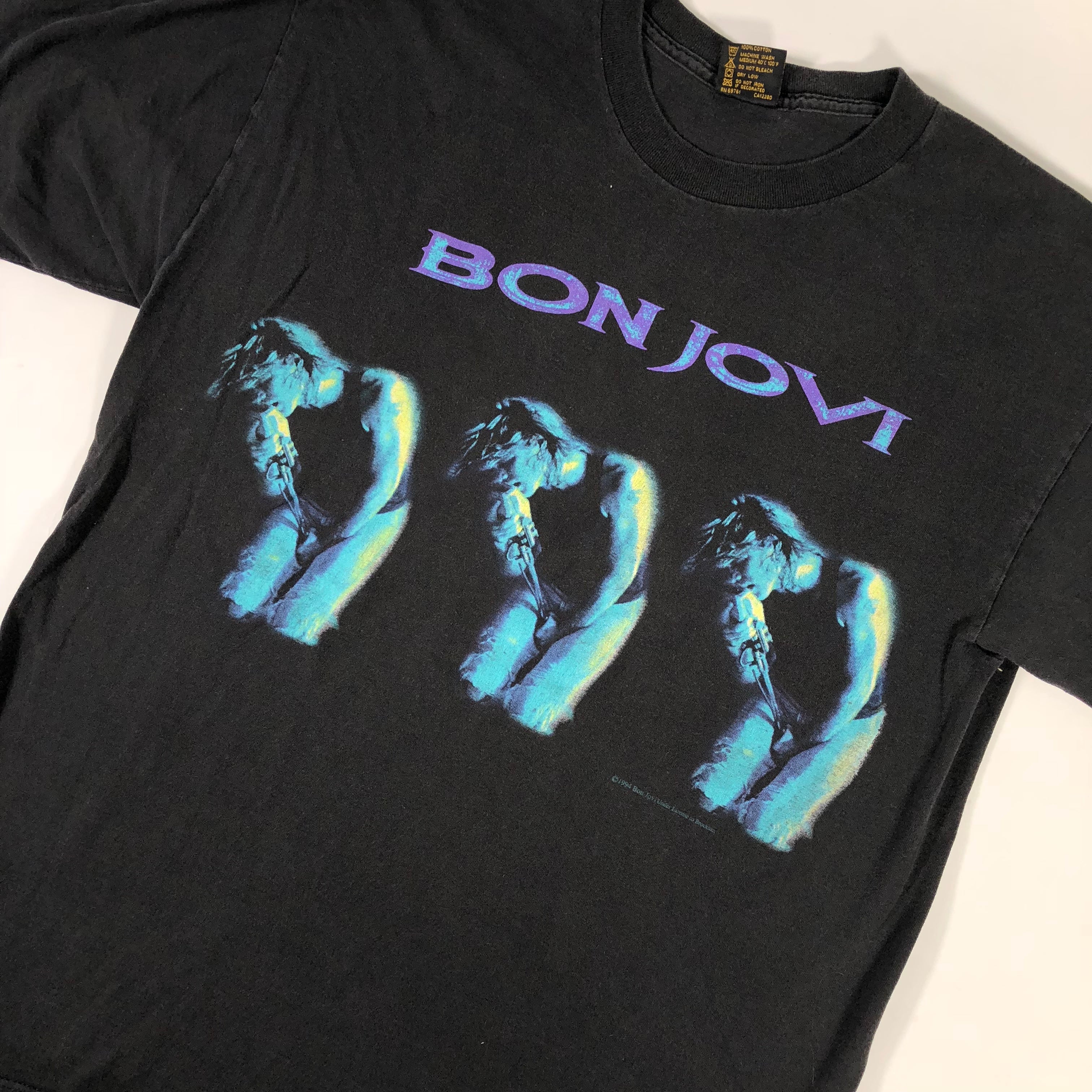 T shirt store bon jovi