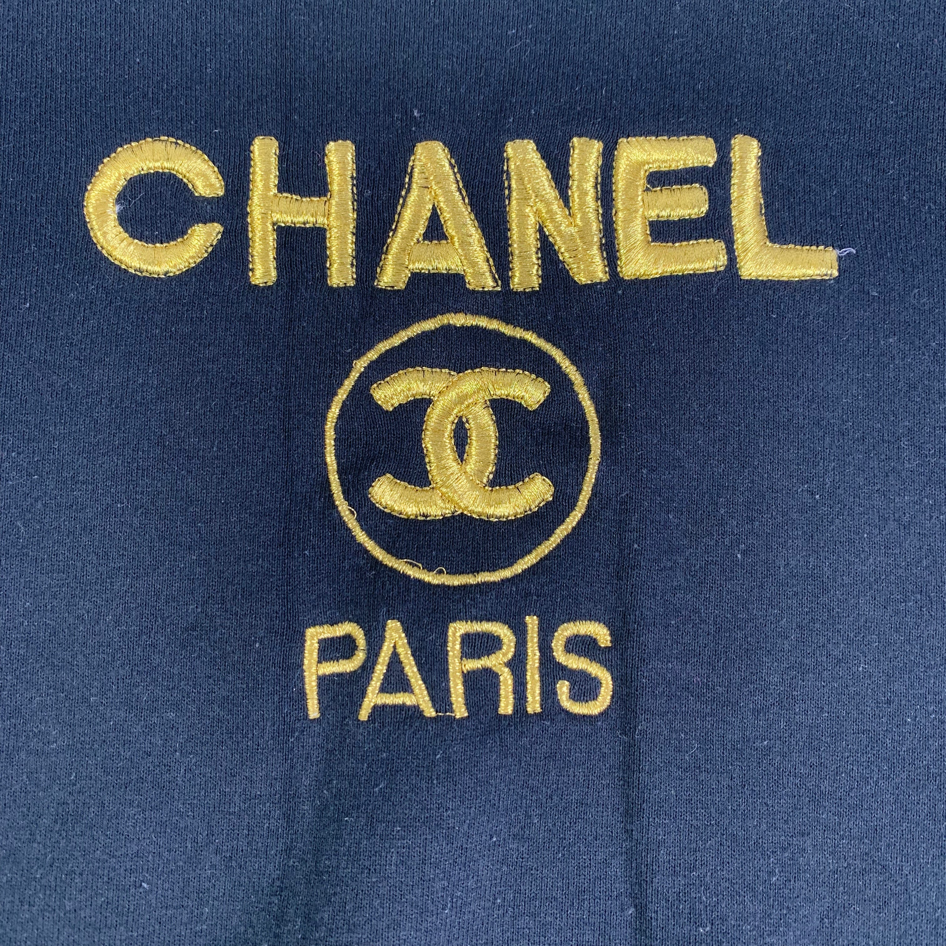 CHANEL PARIS Authentic Boutique Gold Embroidered Logo T-Shirt VTG RARE L