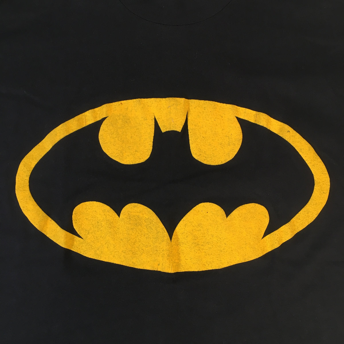 Vintage Batman &quot;Logo&quot; T-Shirt - jointcustodydc