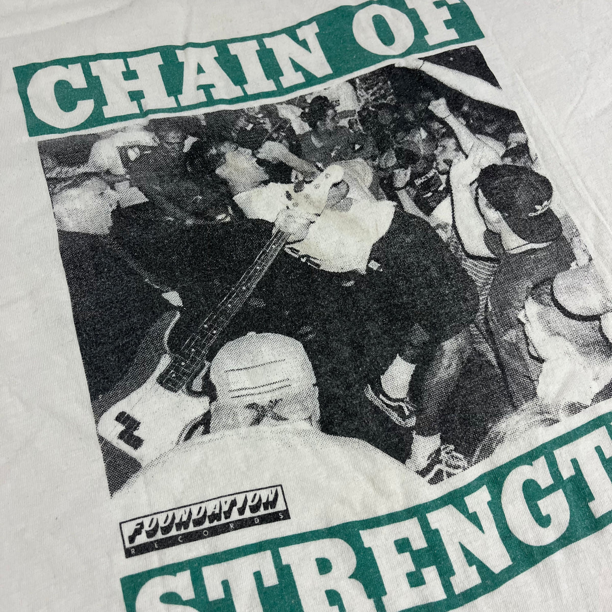 Vintage Chain Of Strength &quot;What Holds Us Apart&quot; Foundation Records T-Shirt