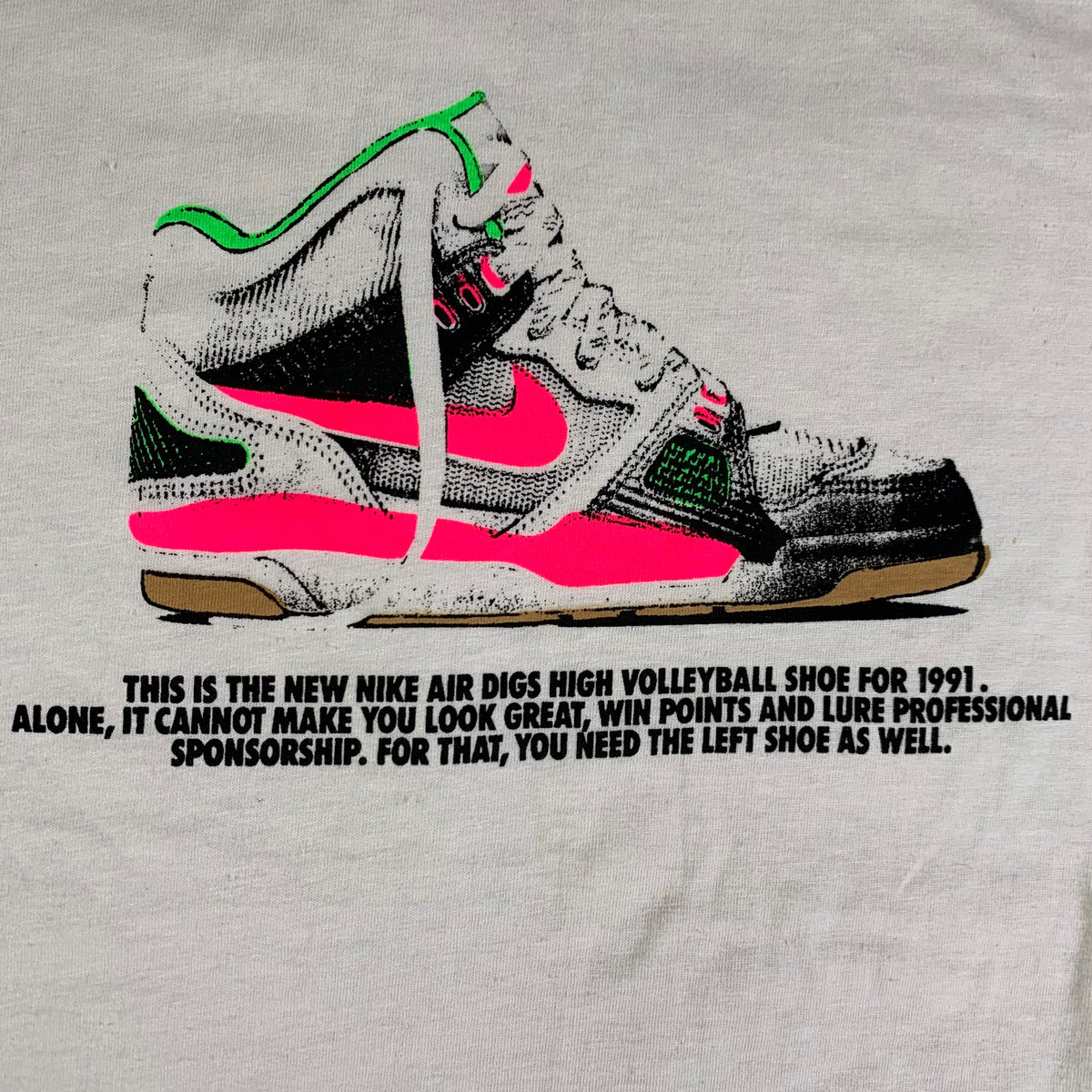 Vintage Nike Air Digs &quot;Volleyball Shoe&quot; T-Shirt