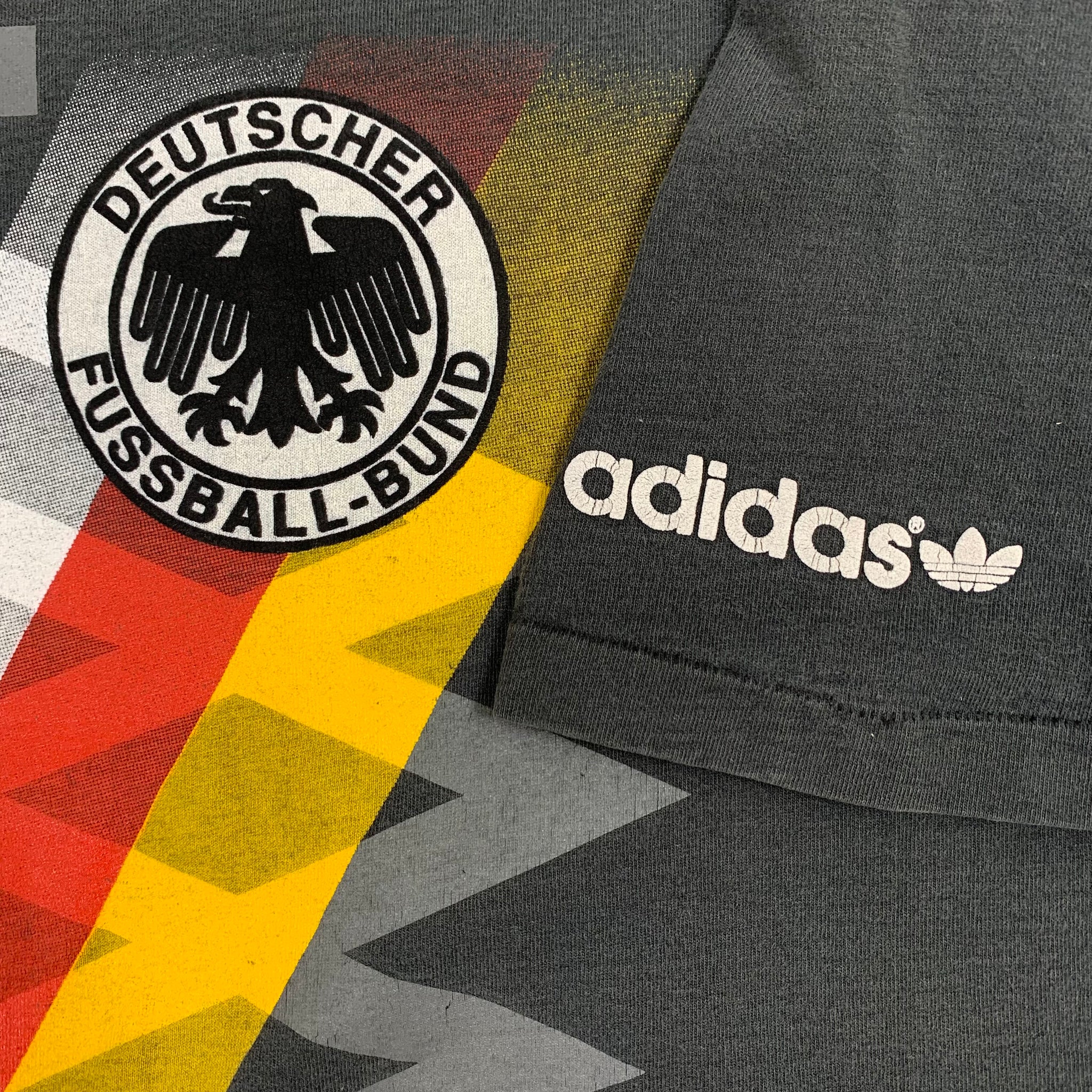 Frigøre Målestok Udførelse Vintage Adidas "Deutscher Fussball-Bund" T-Shirt | jointcustodydc