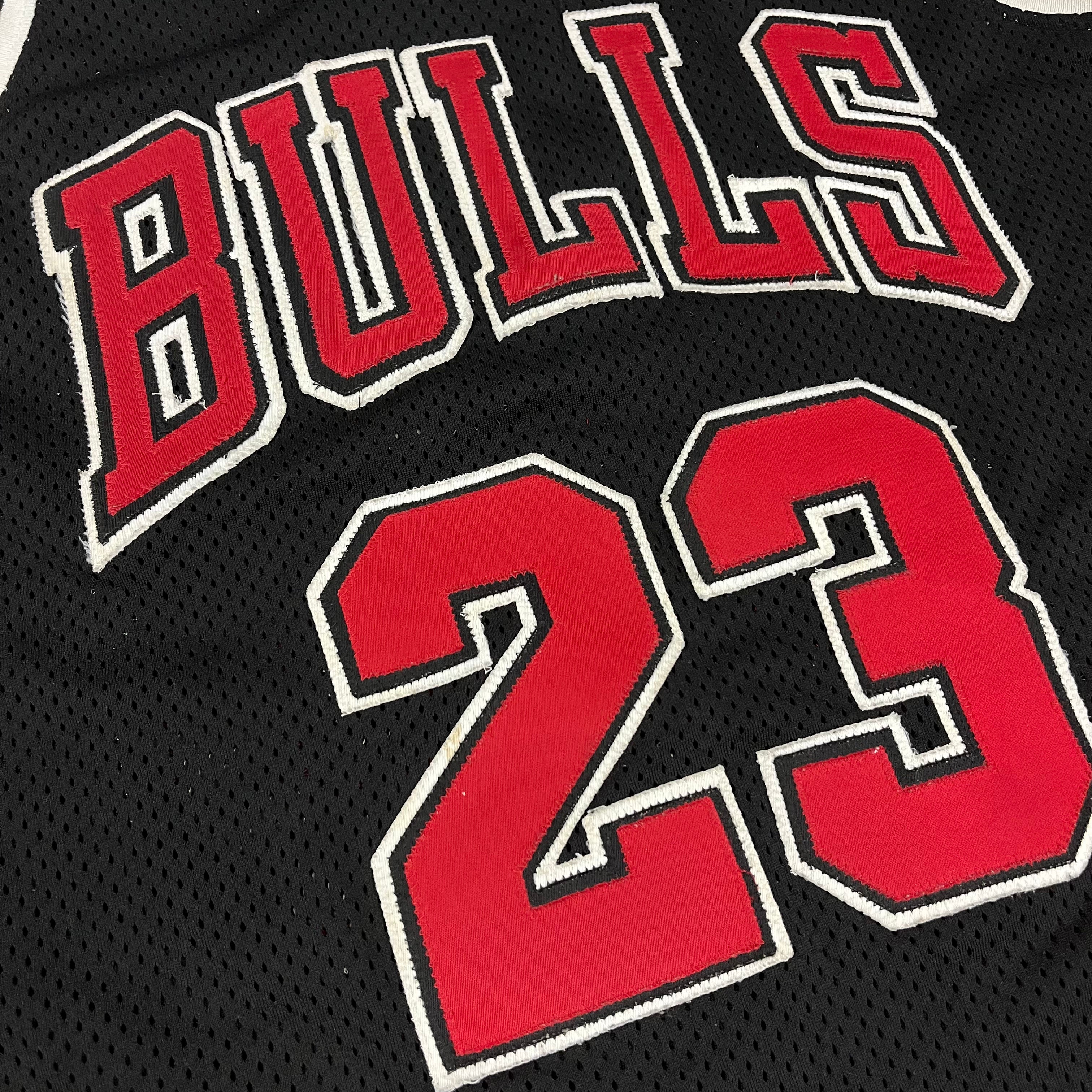 Vintage 80s Chicago Bulls Michael Jordan 23 Print NBA 