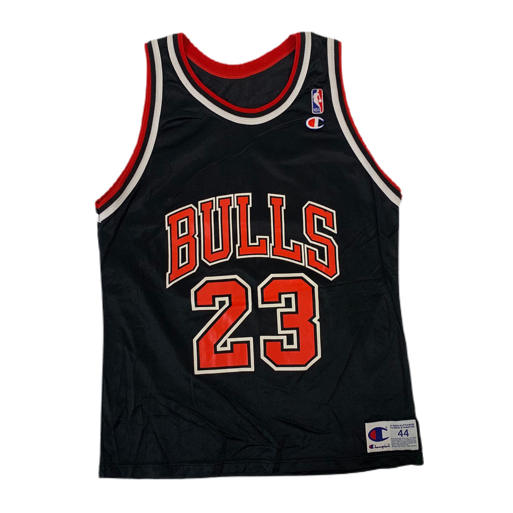Chicago Bulls Michael Jordan 23 Champion Jersey Vintage NBA Basketball Size  S/M - Vinted