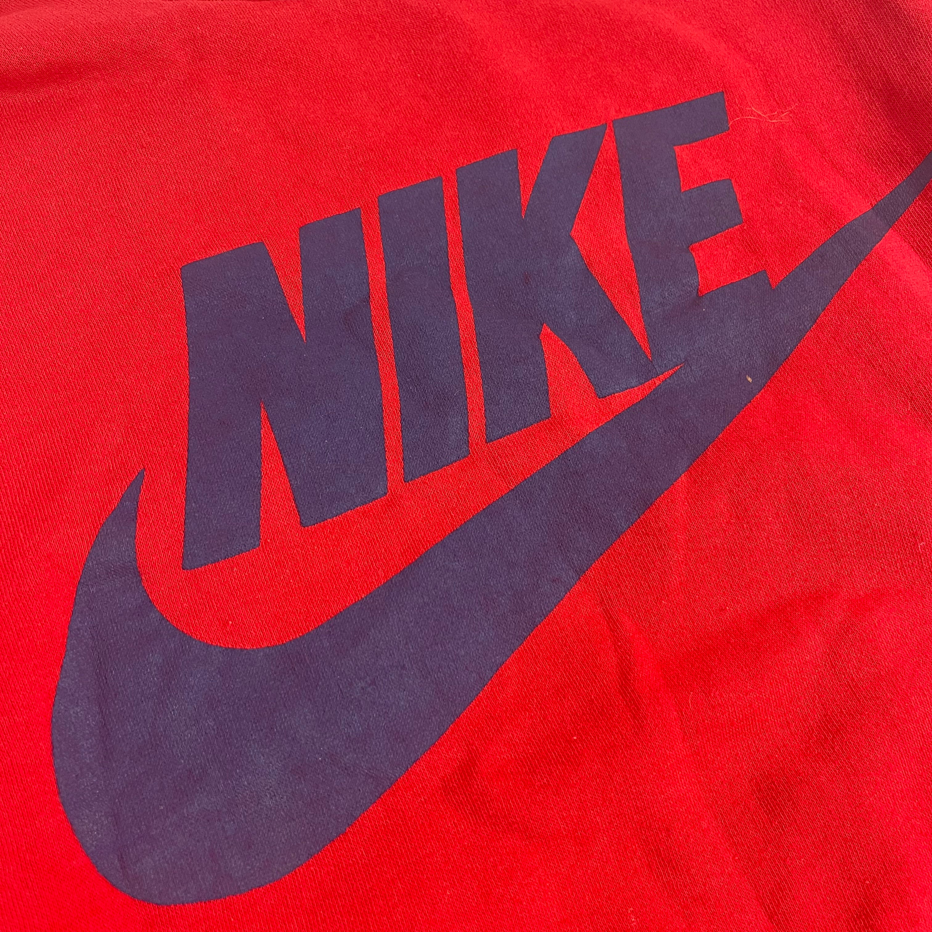 Vintage red top nike sweatshirt