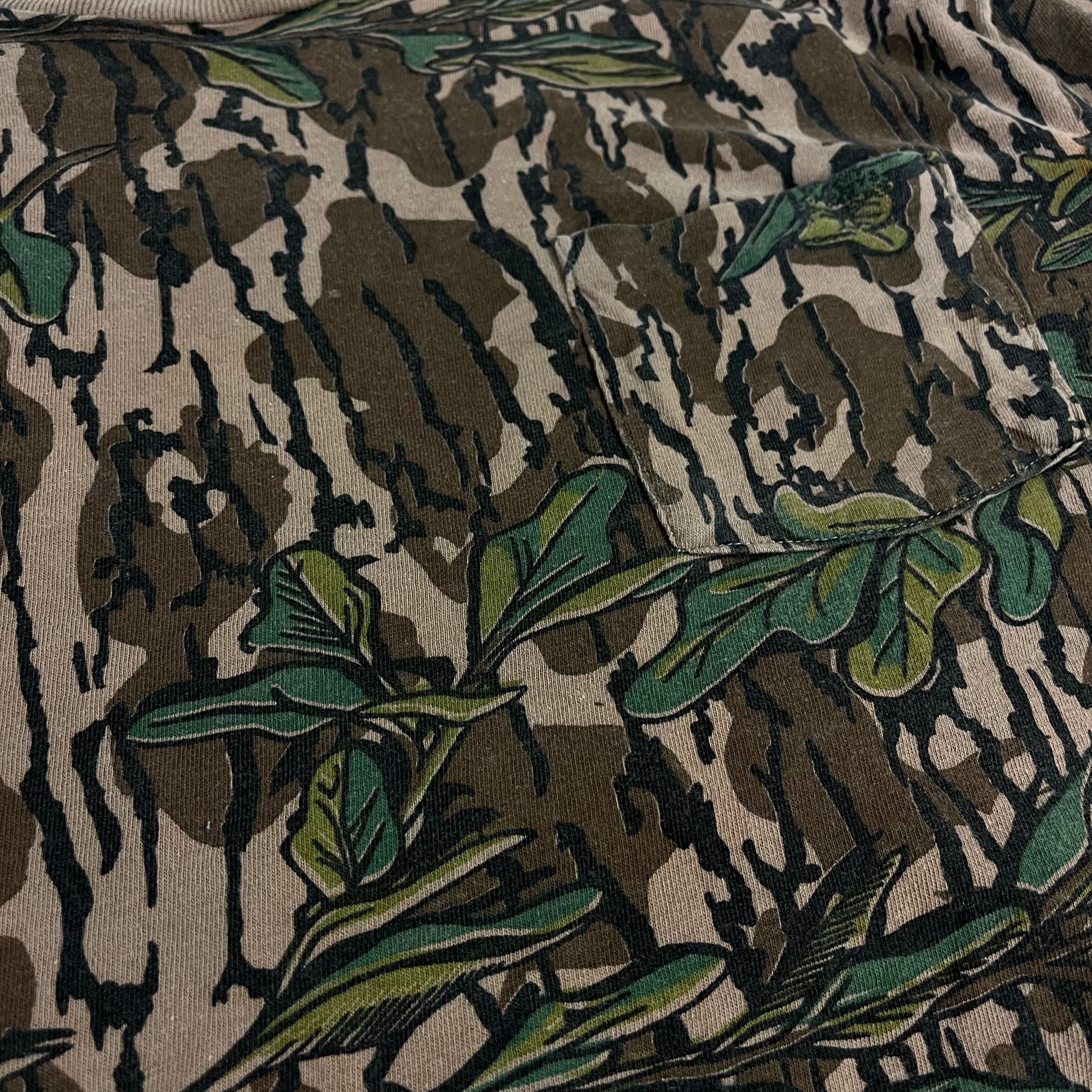Vintage Mossy Oak Camouflage Long Sleeve Shirt