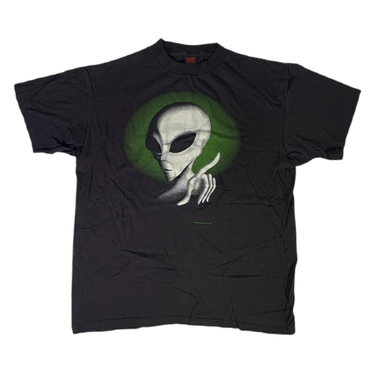 Vintage Alien &quot;Fashion Victim&quot; T-Shirt