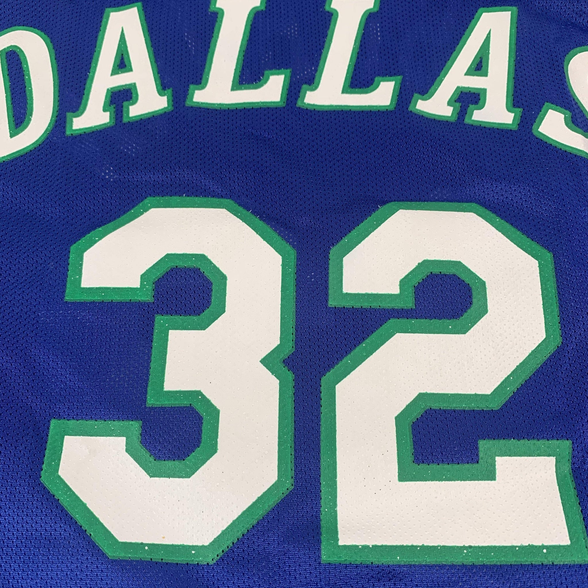 Vintage Champion Dallas Mavericks “Jamal Mashburn” Basketball Jersey ...